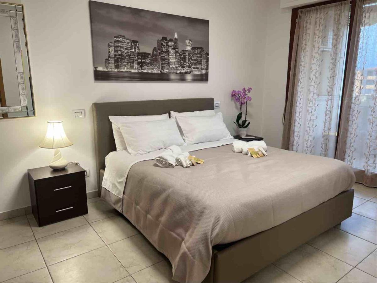 콰르투 산텔레나 Casa Andrea A 1,5 Km Dal Mare! 아파트 외부 사진